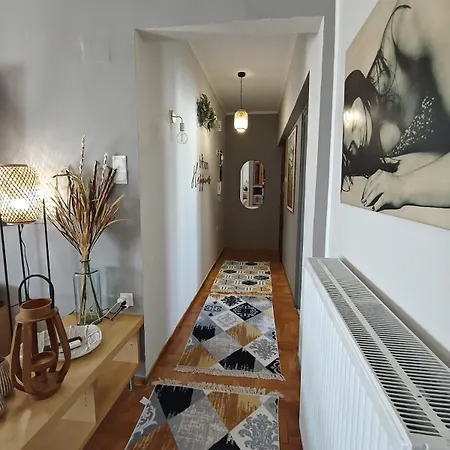 Apartament Adora Edesa