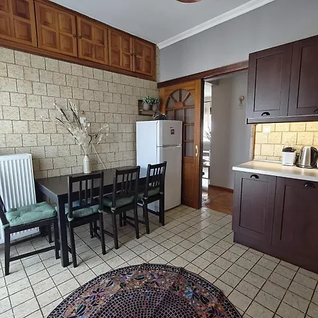 Apartament Adora *